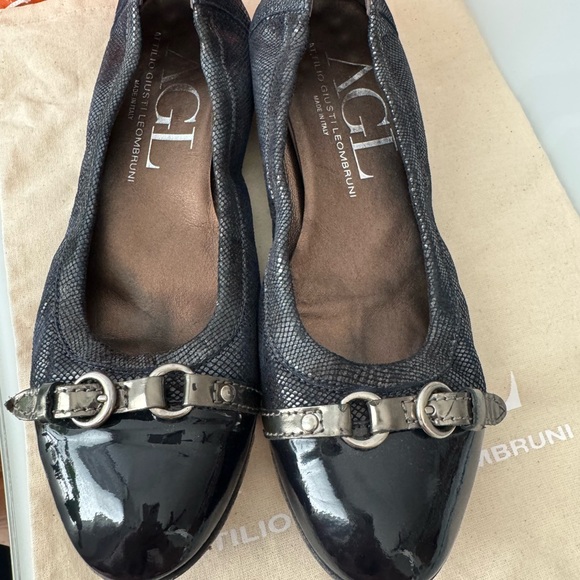 AGL Navy Crackle Ballet Flats - Picture 6 of 10